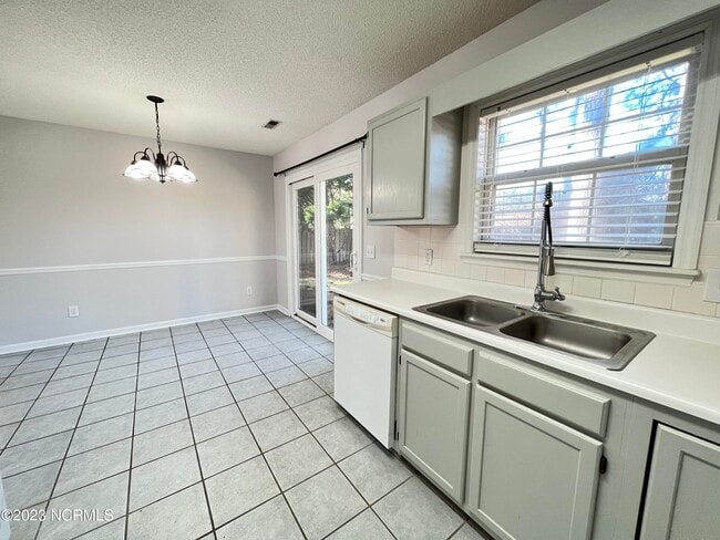 Photo - 917 Gordon Woods Rd