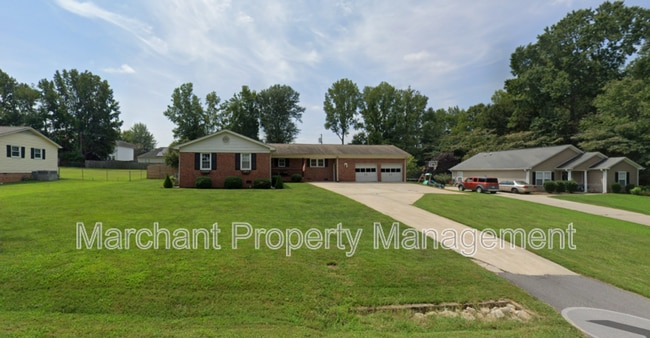 Building Photo - 109 Blue Ridge Dr Rental