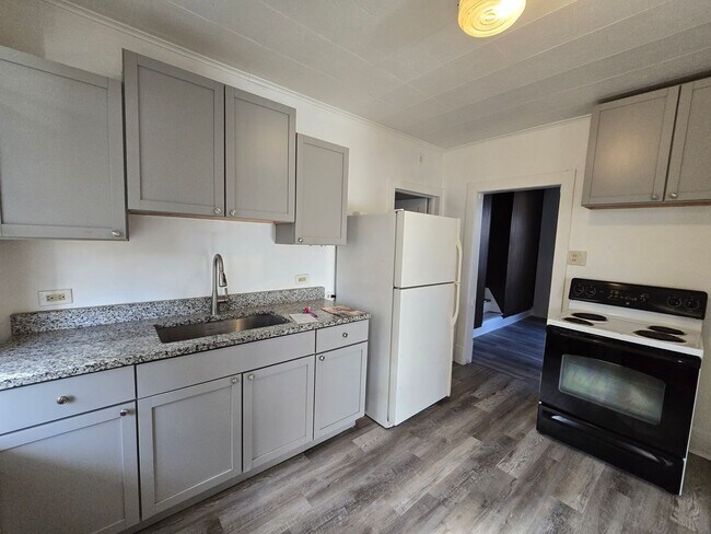 Photo - mad5865 Unit 5865