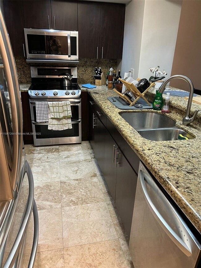 Photo - 800 N Miami Ave Unidad E-405