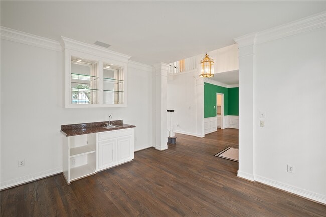 Photo - 4006 Chatham Ln