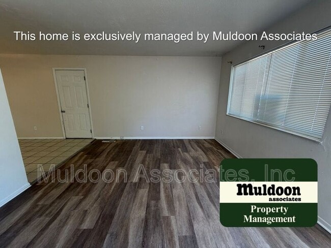 Photo - 4430 Drummond Cir