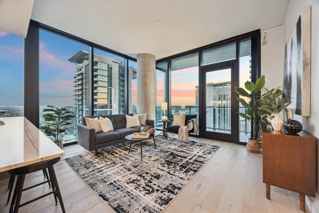 Photo - 610 Davis St Unit 3102