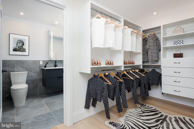 Photo - 1099 Germantown Ave