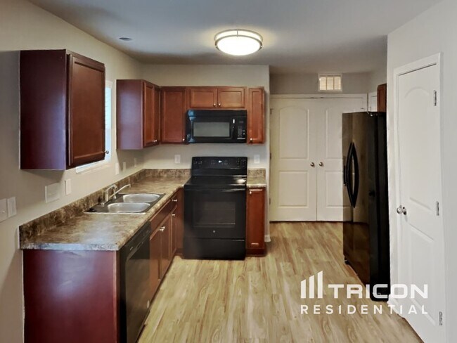 Photo - 3979 Shallowcreek Ct