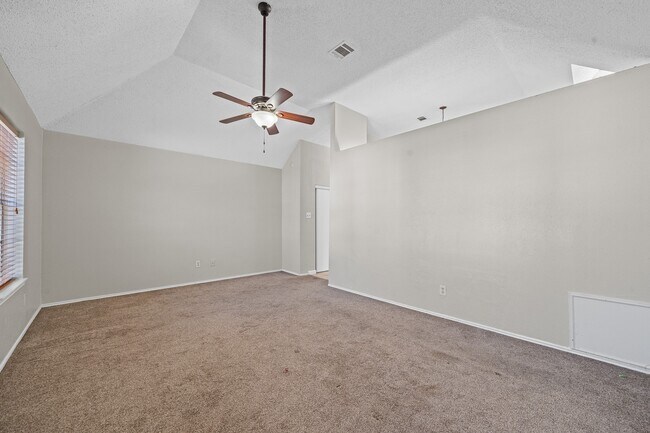 Photo - 11123 Gatesden Dr