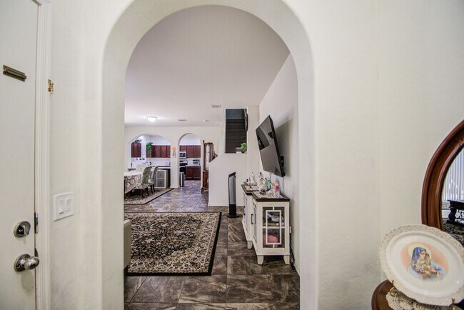 Photo - Cooley Station Stunning 3 bedroom!