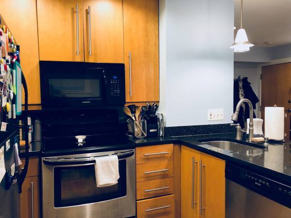 Kitchen - 2608 Sherman Ave NW Unit 1