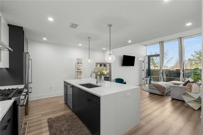 Building Photo - 788 West Marietta St NW Unit 116 Rental