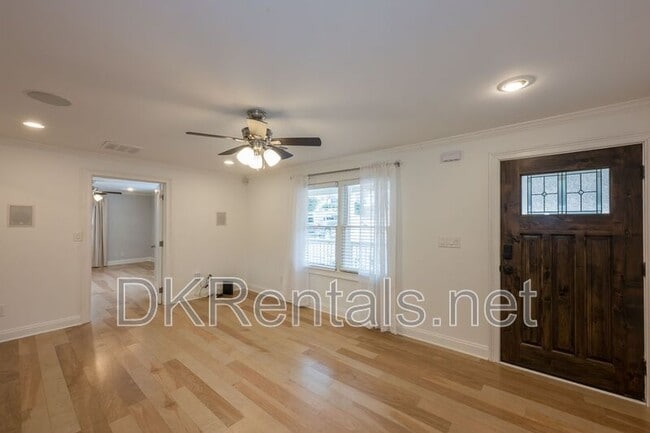 Photo - 1895 Flat Shoals Rd SE