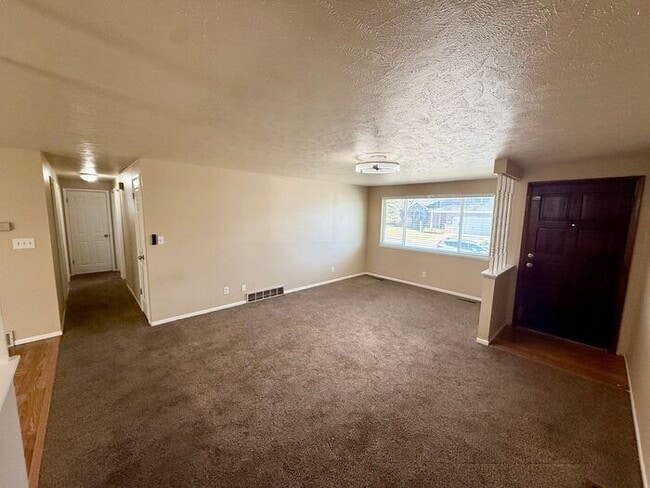 Photo - Charming, Updated Ranch-Style Home Near Lake Loveland