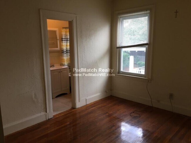 Photo - 44 Central St Unit 5