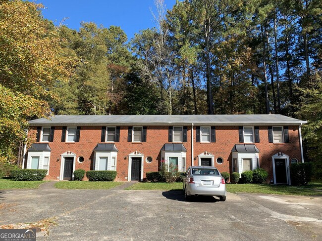 Photo - 1103 Booth Ct SW