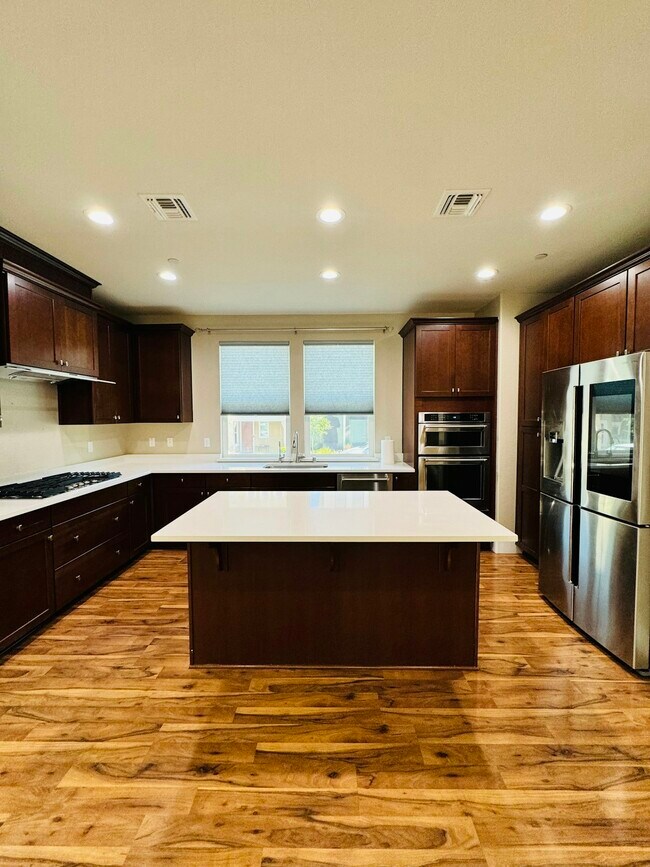 Photo - 4285 Trolan Ln