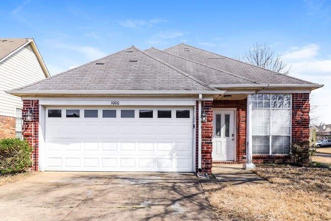 Building Photo - 1000 Leconte Gap St