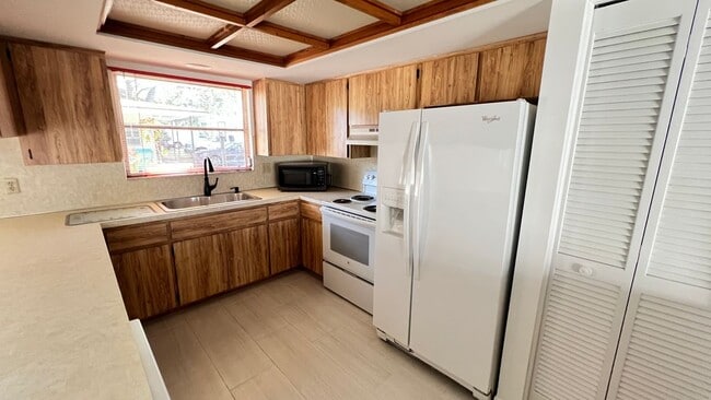 Photo - 10548 86th Ave N