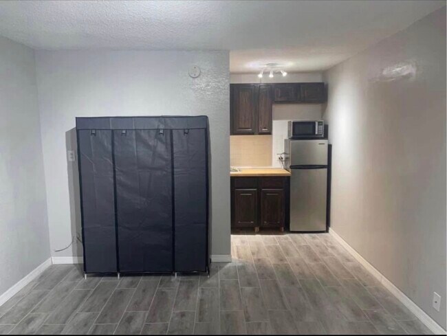 7900 S Orange Blossom Trl Unit 1709