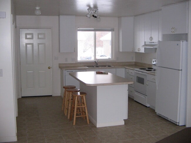 Photo - 207 N 600 E Unit 209