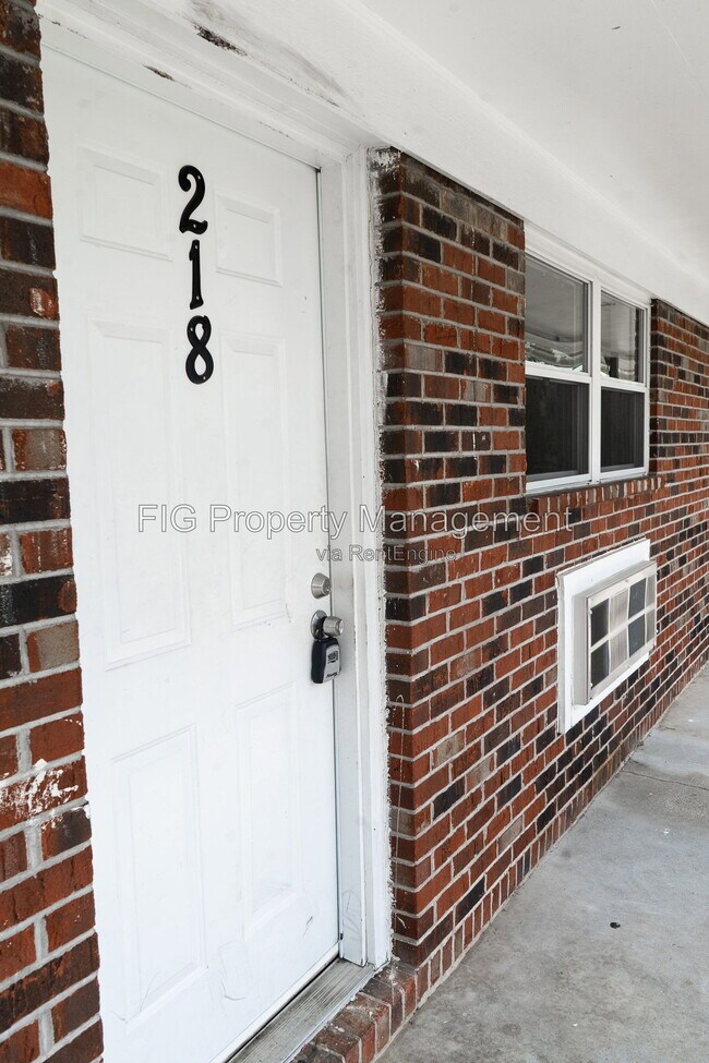 Building Photo - 4834 Scheel Rd Unit 218