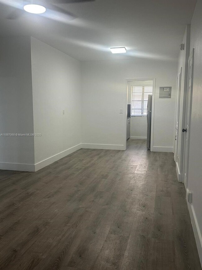 Building Photo - 6805 Abbott Ave Unit 1