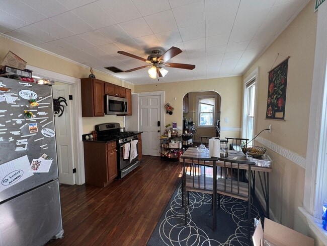 Photo - 21 Chandler St Unidad Apartment #2