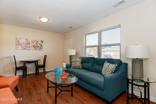 Photo - 3030 Adams Blvd Unit 8