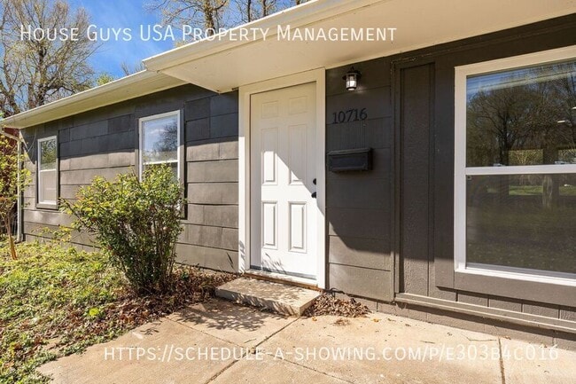 Photo - 10716 Ewing Ave