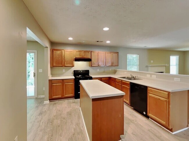 Photo - 4539 Parkway Cir