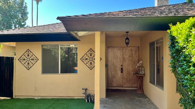 Building Photo - 20222 Valerio St