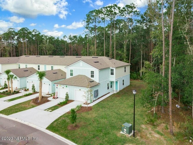 Photo - 279 Talulla Trl