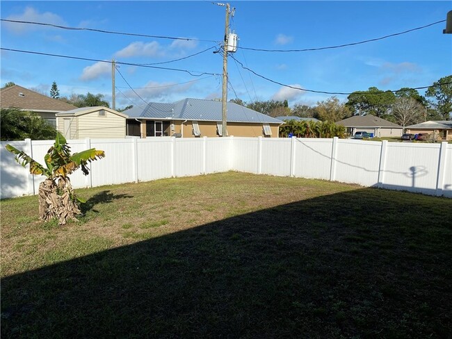 Photo - 1507 Ocean Cove St