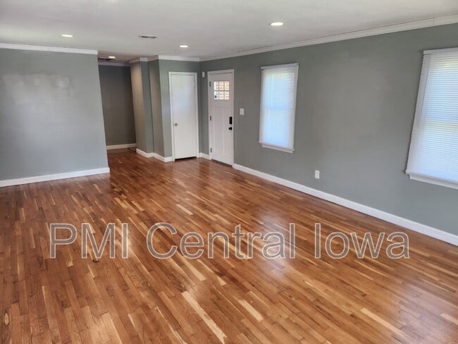 Photo - 1234 Herold Ave
