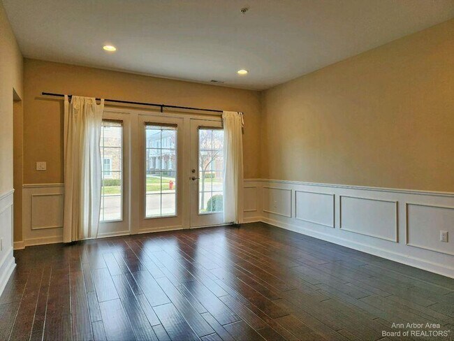 Photo - 5643 Arbor Chase Dr