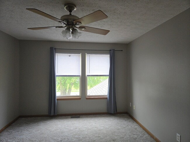 Photo - 2022 Bridgewater Cir Unidad B