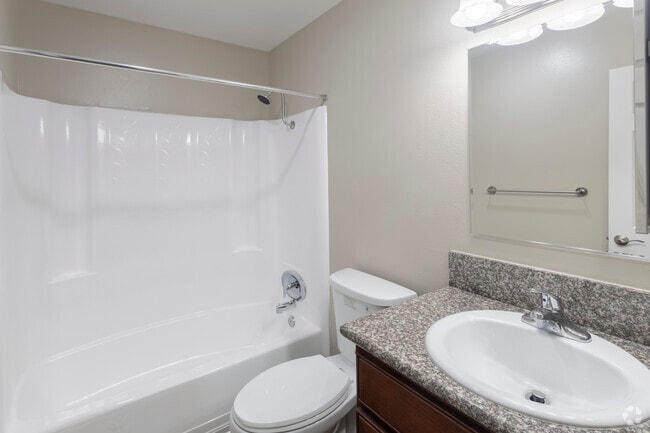 2 BR, 1 BA - 857 SF