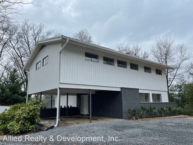 4 br, 2.5 bath House - 1602 27th Avenue E - 4 br, 2.5 bath House - 1602 27th Avenue E