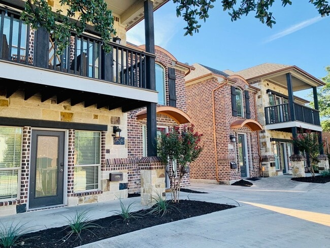 Photo - ** MOVE IN SUMMER 5/08/2026 ** 5 Bedroom 3...