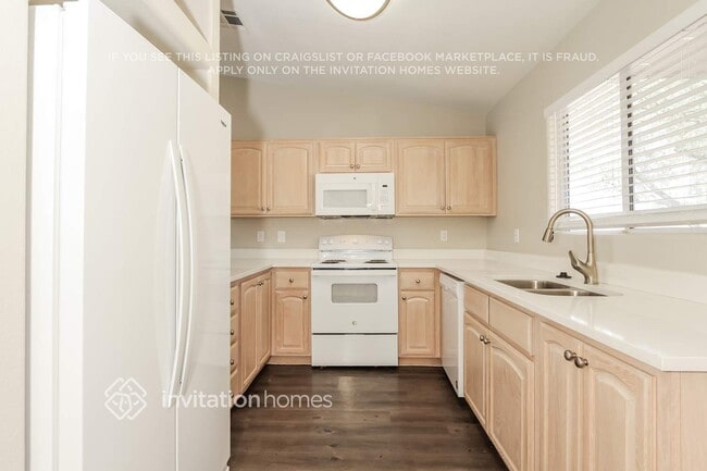 Photo - 2602 E Helena Dr