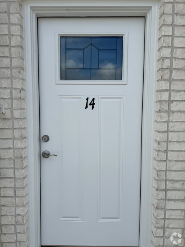 Building Photo - 1810 Atrium Pl Dr Rental