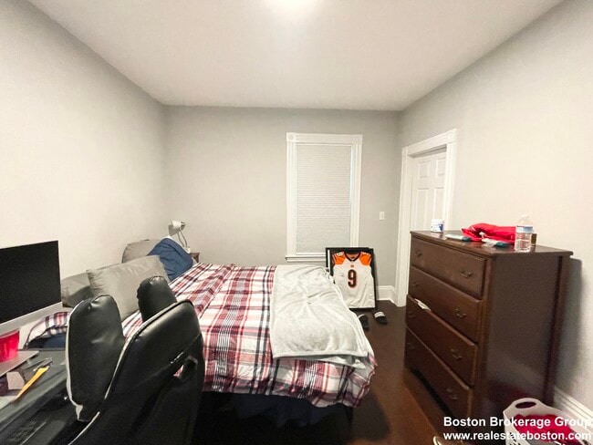 Photo - 10 Taft St Unit 2