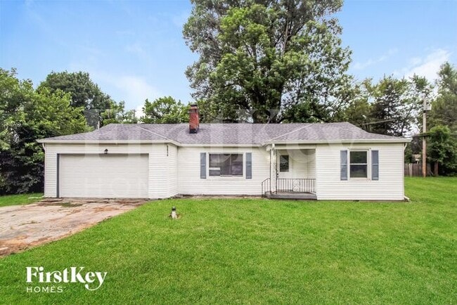 Photo - 5614 N Victoria Dr House