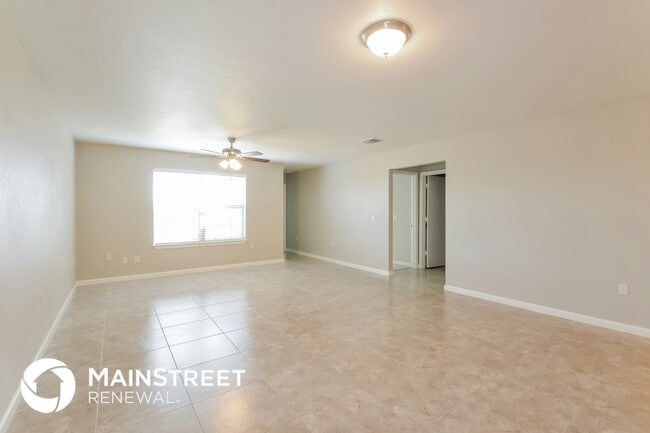 Photo - 7050 Hallie Ridge