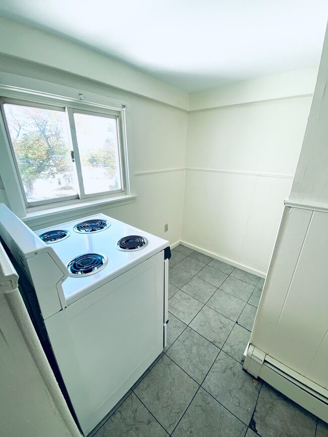 115 Northern Ave Unit 4