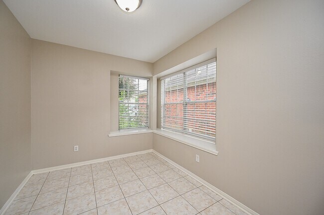 Photo - 19810 Laurel Trail Dr