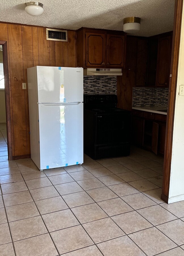 Photo - 403 Gulpha Dr Condo Unit 3