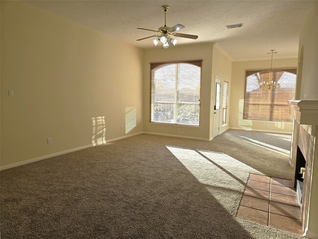 Photo - 2121 Crimson Lake Ln