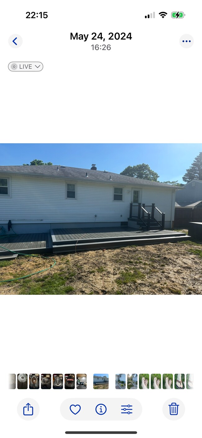 Photo - 166 Hall St