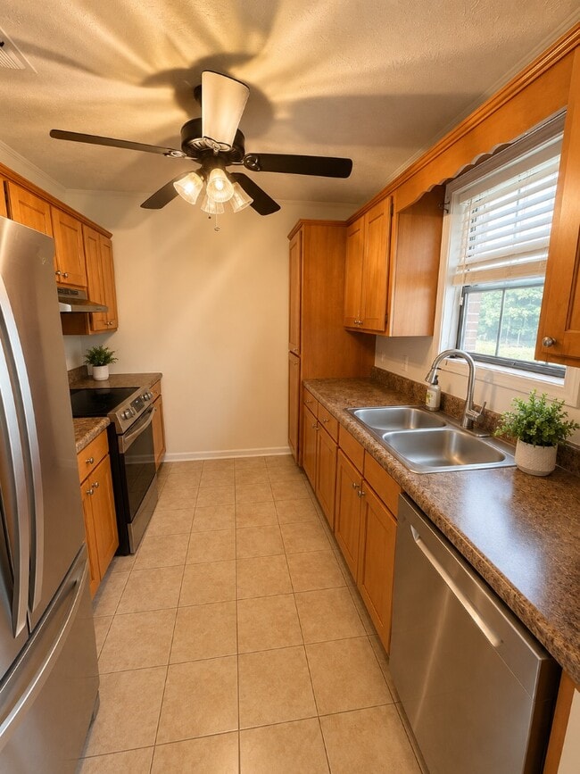 Photo - 80 Shady Vale Ln