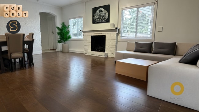 Photo - 449 St. Davids Av