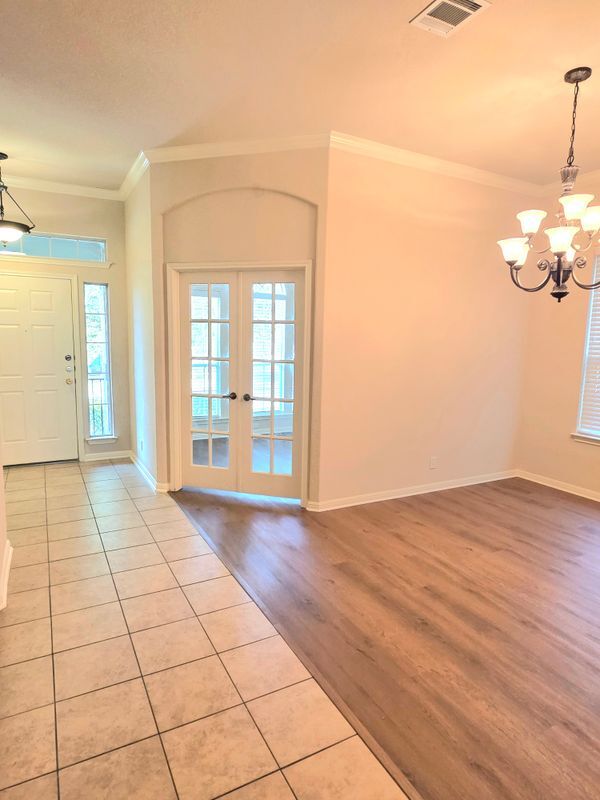 Photo - 2215 Conway Cove